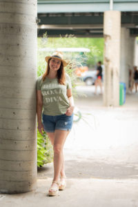 Nashville Stylist Emily Goodin in Graphic Tee Outfit