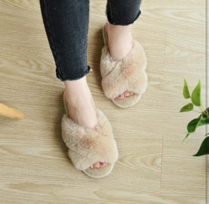 Amazon Fashion Favorites Cross Band Cozy Furry Slippers
