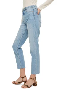 February Favorites straight leg jeans jeans for spring jeans for summer
