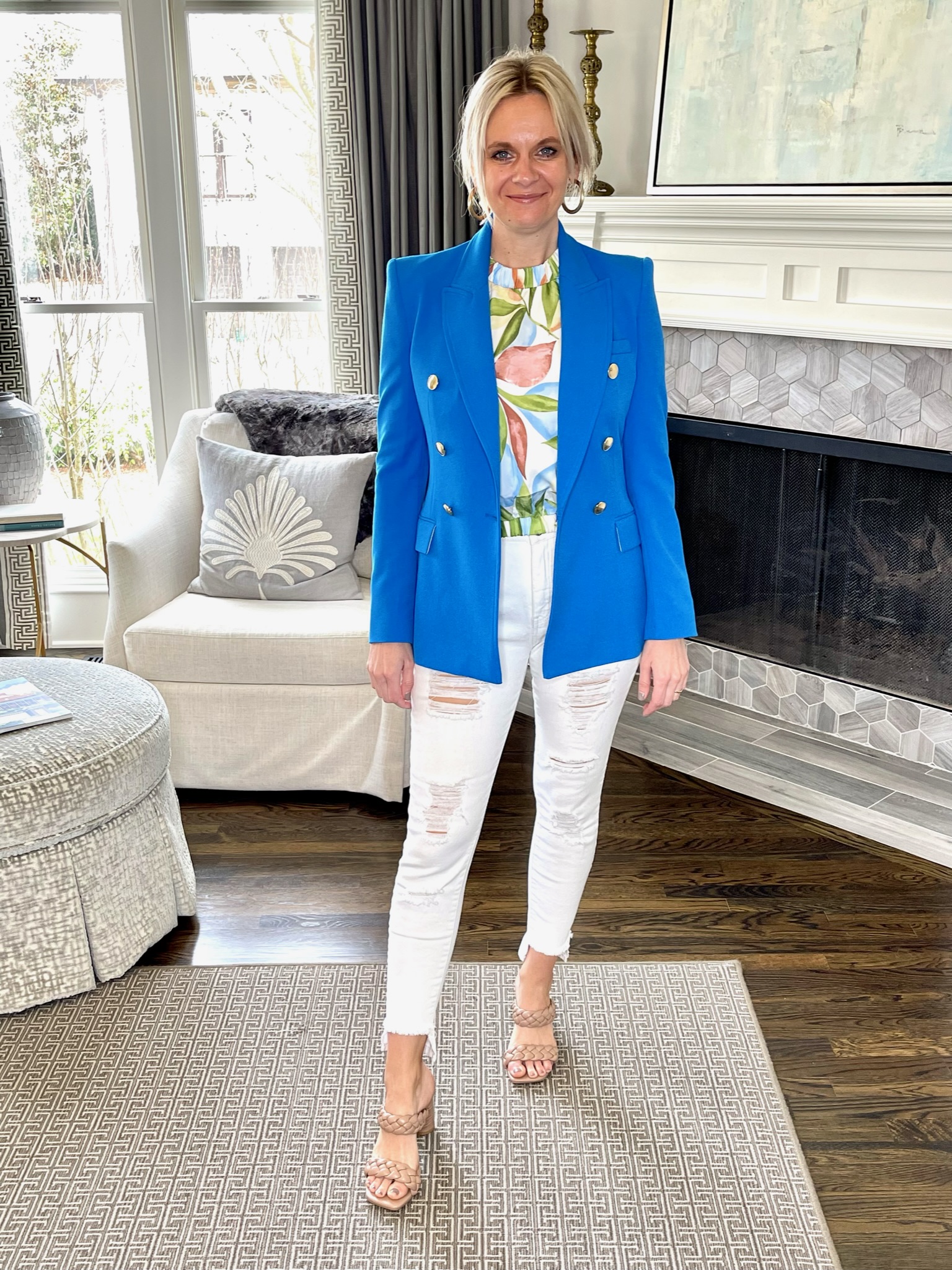 how to style a blazer with white jeans how to style a blazer with distressed jeans how to wear a blazer with distressed denim high low blazer look