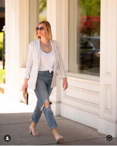 how to wear a blazer in summer how to style distressed jeans in your 30s how to wear distressed jeans in your 40s summer blazer