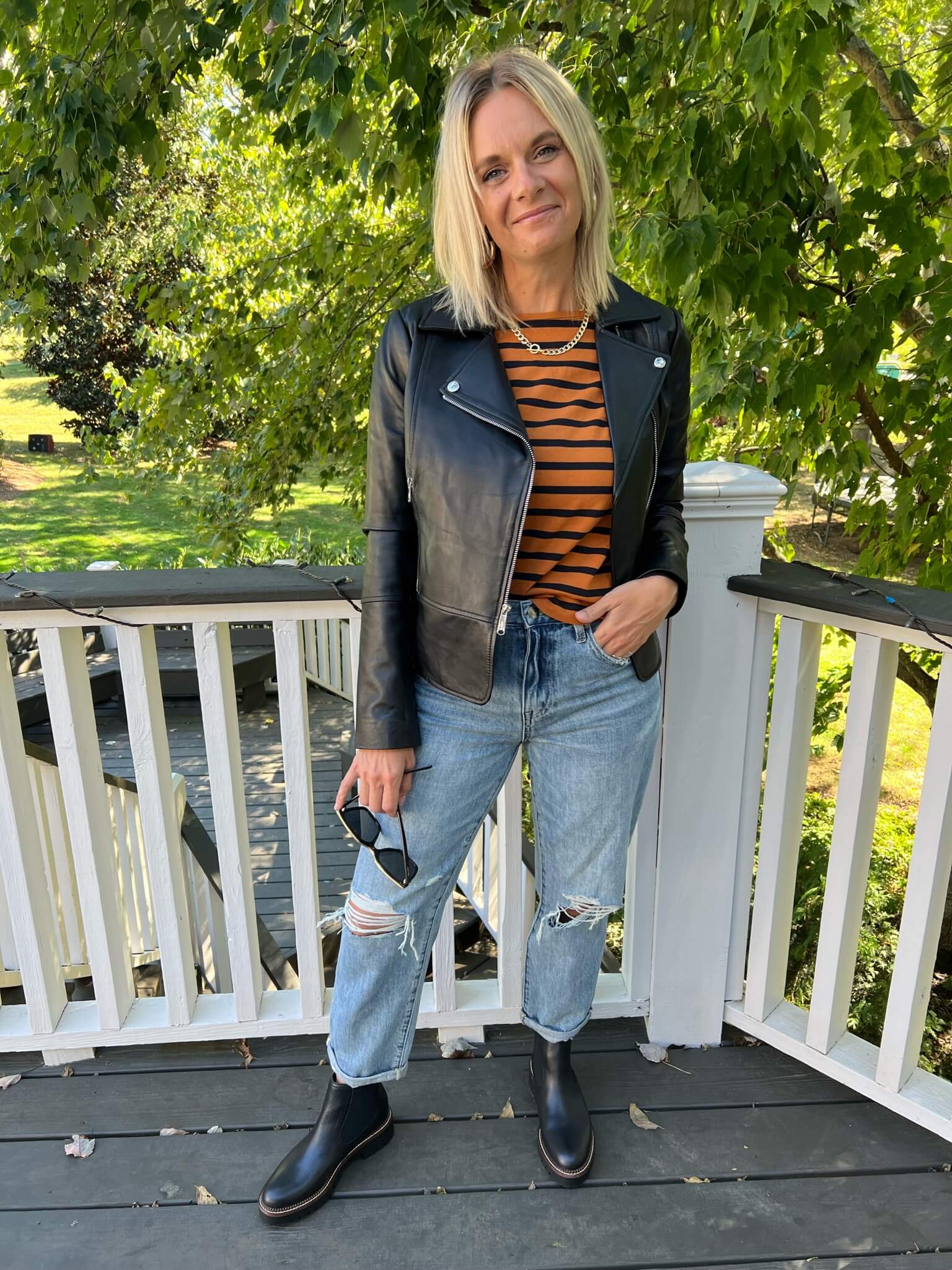 Nashville Personal Stylists Pick 3: Must Have Shoes For Winter moto jacket and Chelsea boots how to style Chelsea boots for winter how to wear Chelsea boots Nashville stylists share go to shoes for winter personal stylists talk winter shoe wardrobe