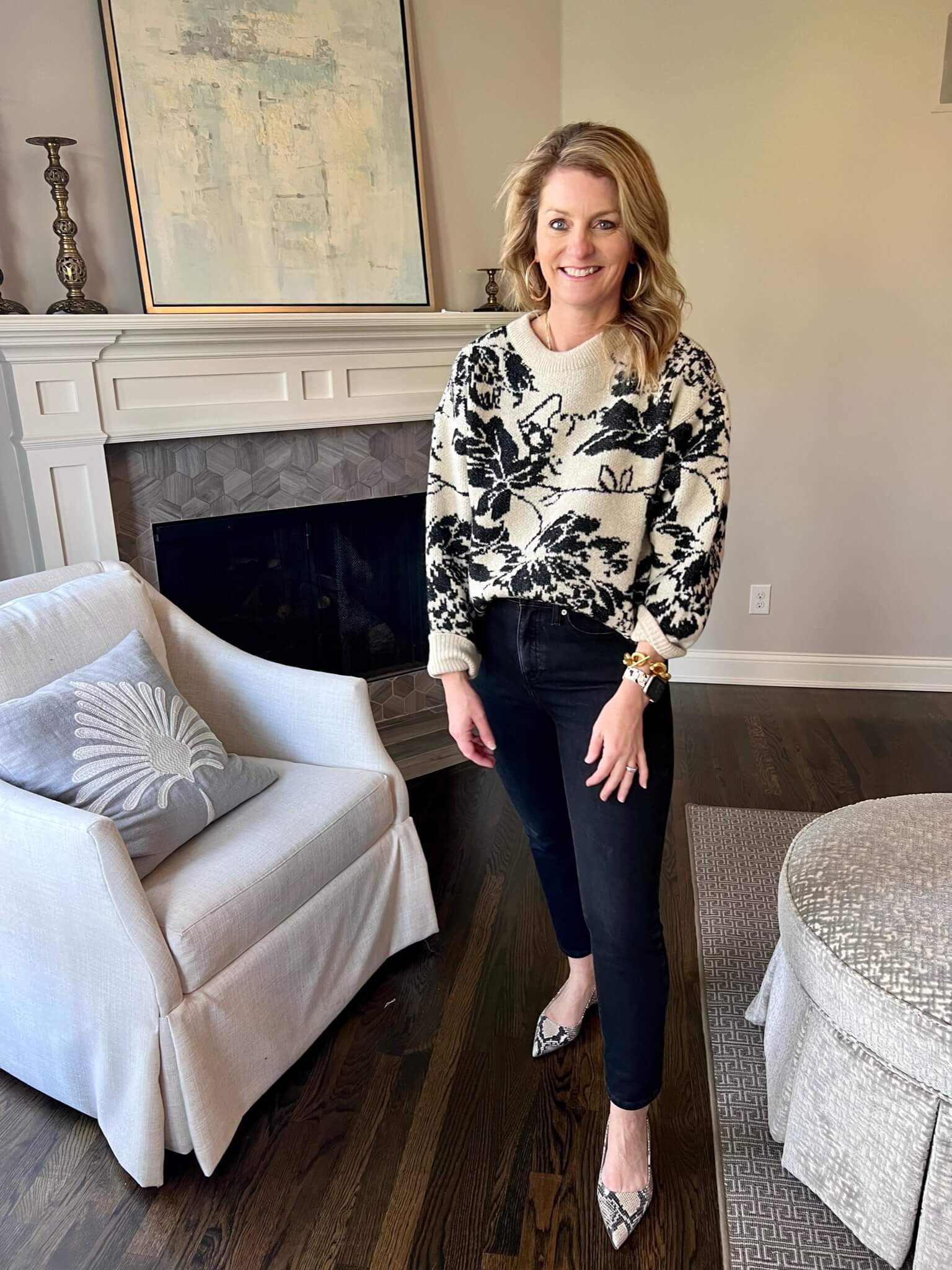 Printed Sweater &. Black Jeans personal stylists share go-to straight leg jeans Nashville area stylists share go-to black jeans