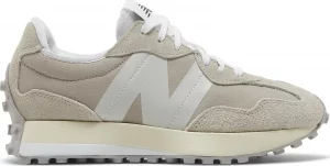 neutral sneaker affordable fashion sneaker personal stylists share favorite fashion sneaker Nashville area stylists share cute neutral sneakers