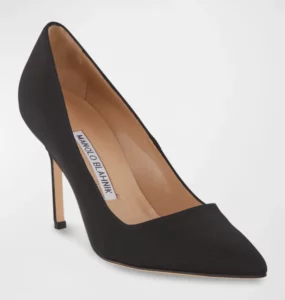 7 Investment Pieces You Will Have And Wear Forever Black Pointed Toe Heel high heels worth spending money on when to spend money on shoes when to purchase expensive shoes shoes worth splurging on