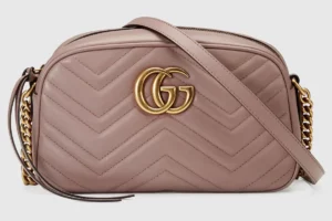 7 Investment Pieces You Will Have And Wear Forever Quilted Crossbody Bag purses you will use forever handbags you will carry for years when to invest in a handbag when to spend money on a handbag when to buy an expensive purse