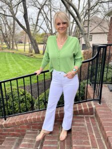 How To Create Fun Colorblocked Looks For Spring How To Colorblock With White & Green nashville stylists share tips for colorblocking this spring colorblocking with white how to colorblock with white personal stylists share style inspiration for spring how to style white for spring