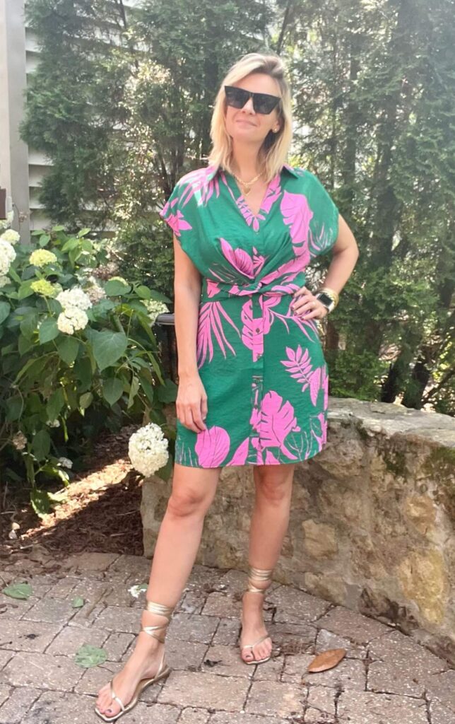 Tropical Shirt Dress how to wear a brightly colored dress how to style a dress with sandals how to choose accessories for a shirtdress how to accessorize a shirtdress how to wear bright colors the best summer sandals