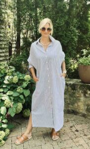 How To Wear Birkenstocks This Fall Maxi Shirtdress & Birkenstocks how to wear Birkenstocks with a dress how to style Birkenstocks with a maxi dress personal stylists share fall style inspiration how to dress up Birkenstocks for fall how to wear Birkenstocks this fall