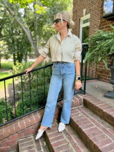 Striped Modular Oversized Button-Up Shirt & Ripped Straight Leg Jeans how to style a cropped button-up shirt how to wear a cropped shirt in your 40's 