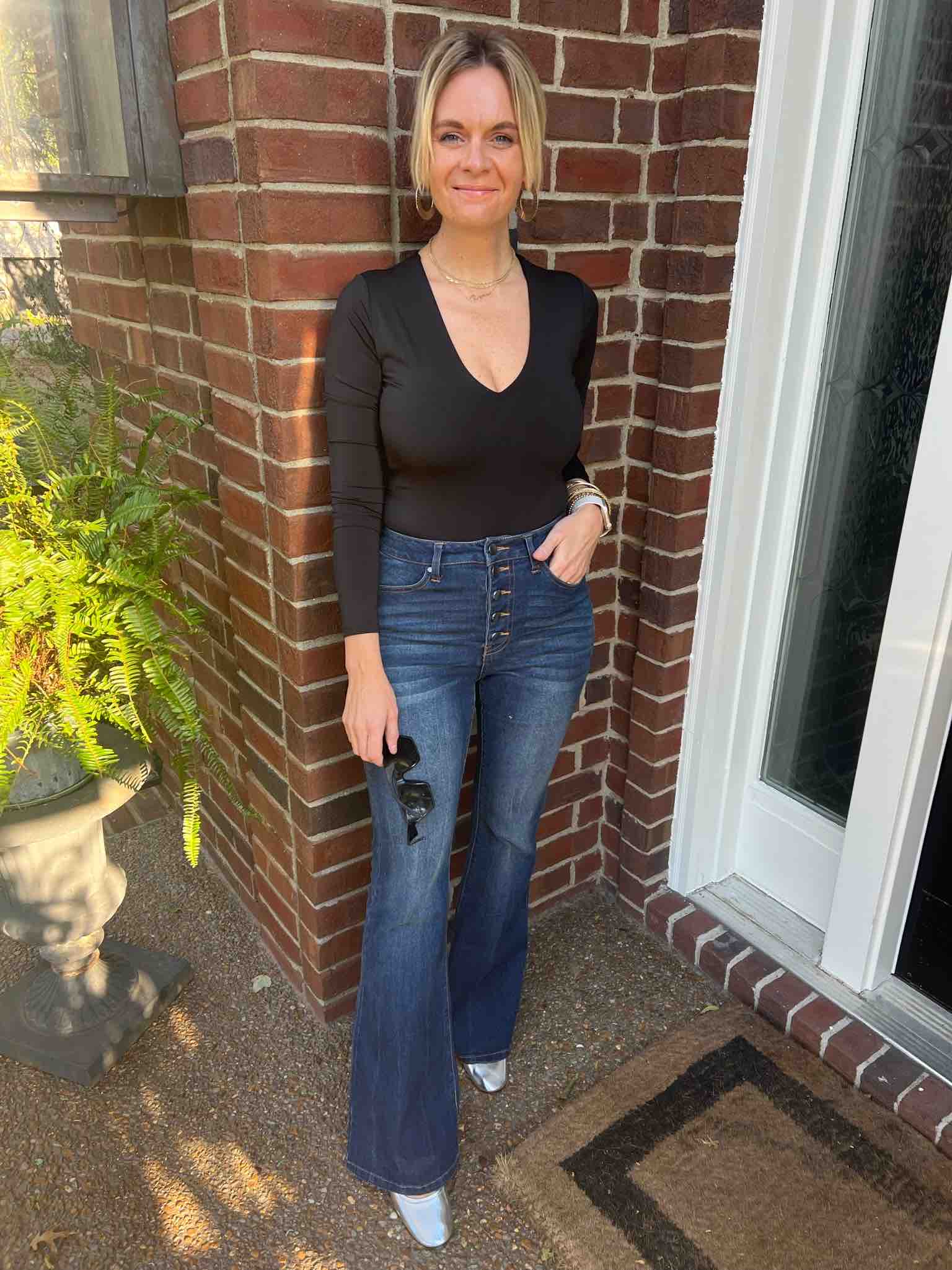 Bodysuit and Boyfriend Jeans Outfit