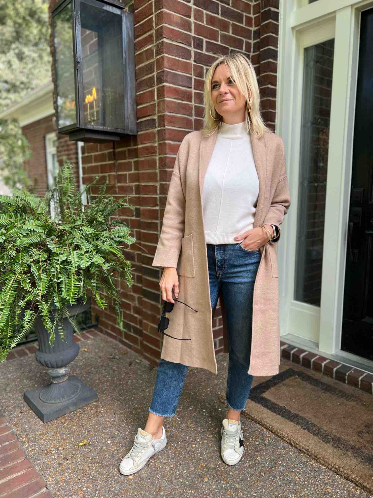 November Favorites From Our Nashville Personal Stylists Coatigan & Dark Wash Jeans how to wear a coatigan with jeans how to wear a coatigan with sneakers