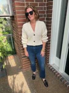 How To Wear Our Petite Winter Capsule Wardrobe Neutral Cardigan & Jeans nashville personal stylists share petite winter looks fun petite winter outfits the best petite jeans the best petite sweaters the best winter pieces for petites Nashville personal shoppers share a petite winter wardrobe
