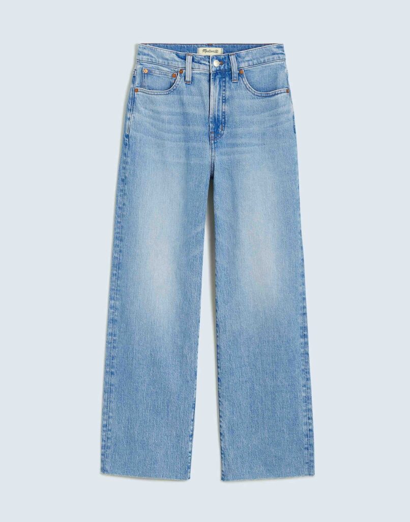 Light Wash Wide Leg Crop Jean personal stylists share must have items what to buy right now nashville personal stylists share the best transitional pieces
