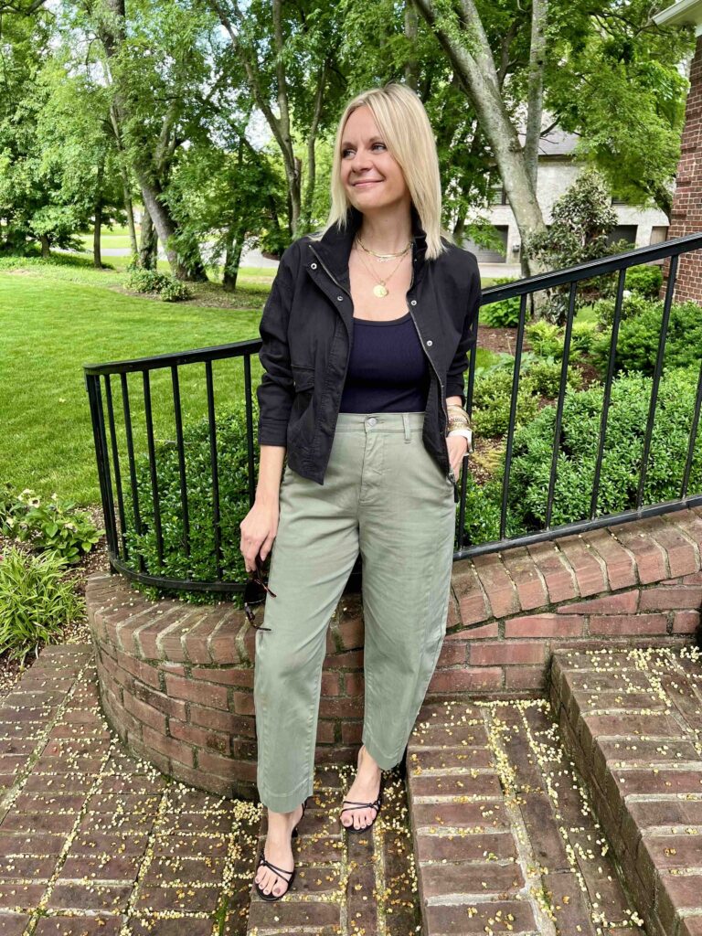 styling barrel pants for spring spring style inspiration styled looks for spring casual style inspiration elevated casual style what to wear this spring edgy spring look styling barrel pants for date night styling barrel pants for girls night out styling heeled sandals with barrel pants