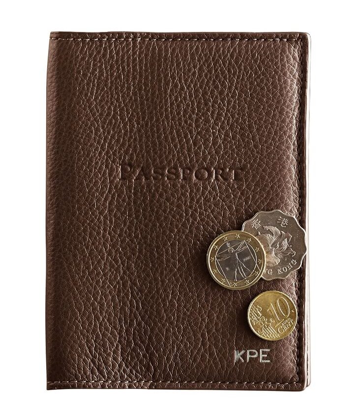 Must Haves From A Stylist For Your Dad Leather Passport Case gift ideas what to buy for father's day the best Father's Day gift ideas what to buy your dad for Father's Day