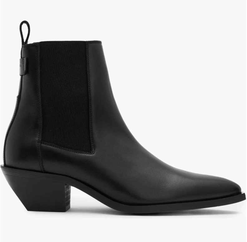 Nordstrom Sale Favorites From Our Nashville Personal Stylists Black Leather Chelsea Boot what to buy in the Nordstrom Sale fall must haves the best booties in the Nordstrom Sale the best shoes in the Nordstrom Sale must have shoes for fall and winter the best Chelsea boot