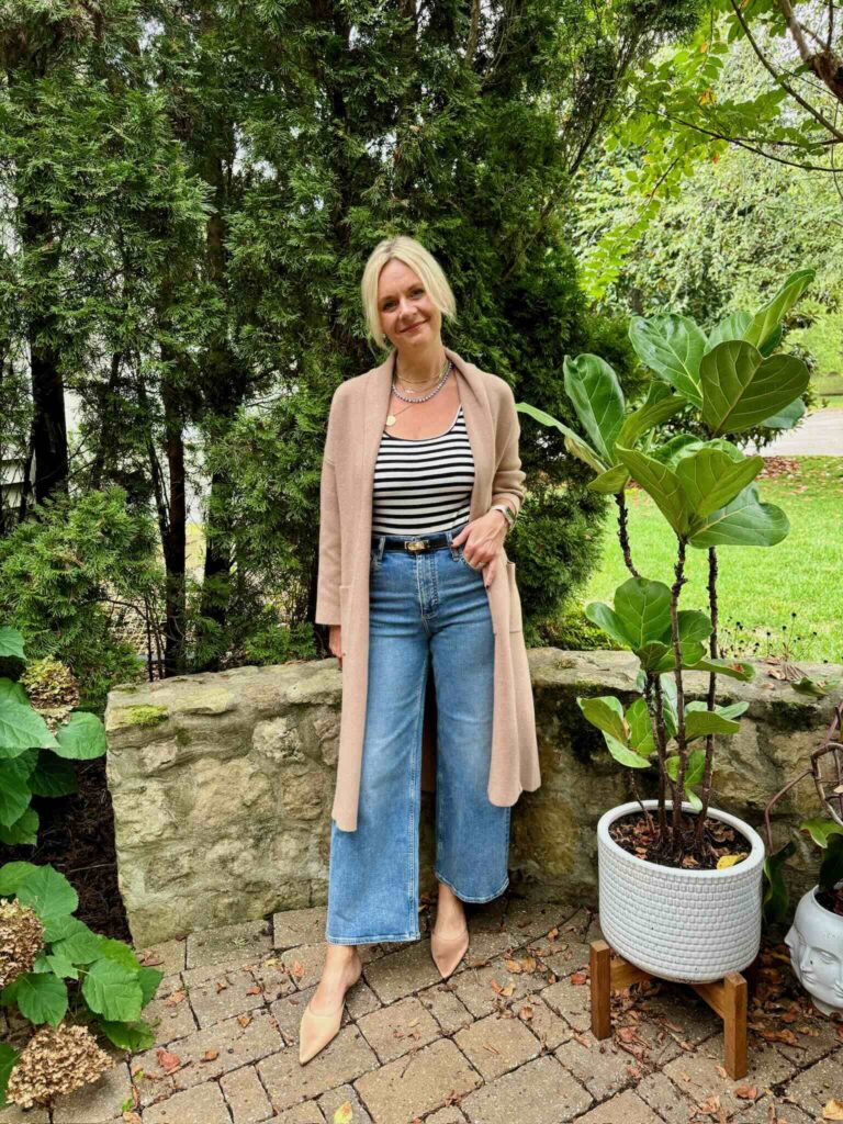 Coatigan & Striped Tee & Wide Leg Jean fall fashion fall outfit how to style jeans for fall how to dress up your jeans this fall how to style a sweater jacket how to style a coatigan how to wear a belt