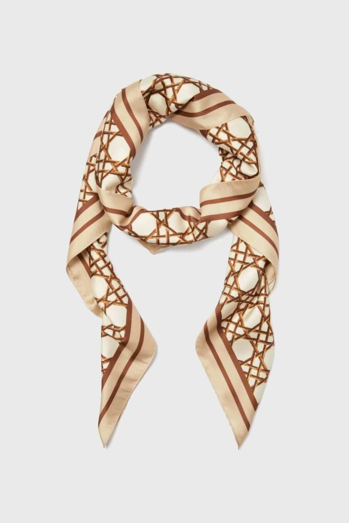 Style Picks ~ Katey's Favorite Things For Fall Printed Silk Scarf the scarf trend how to style a scarf this fall affordable silk scarf Nashville personal stylists share must have accessories for fall what to wear this fall