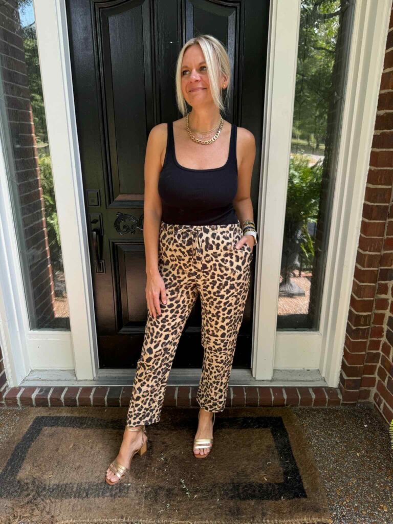 Fall Trends: Leopard Print Scoopneck Tank & Leopard Print Pants how to style leopard print the leopard print trend how to wear animal print fall style inspiration what to wear this fall fall date night outfit how to style leopard print pants what to wear for girls night out