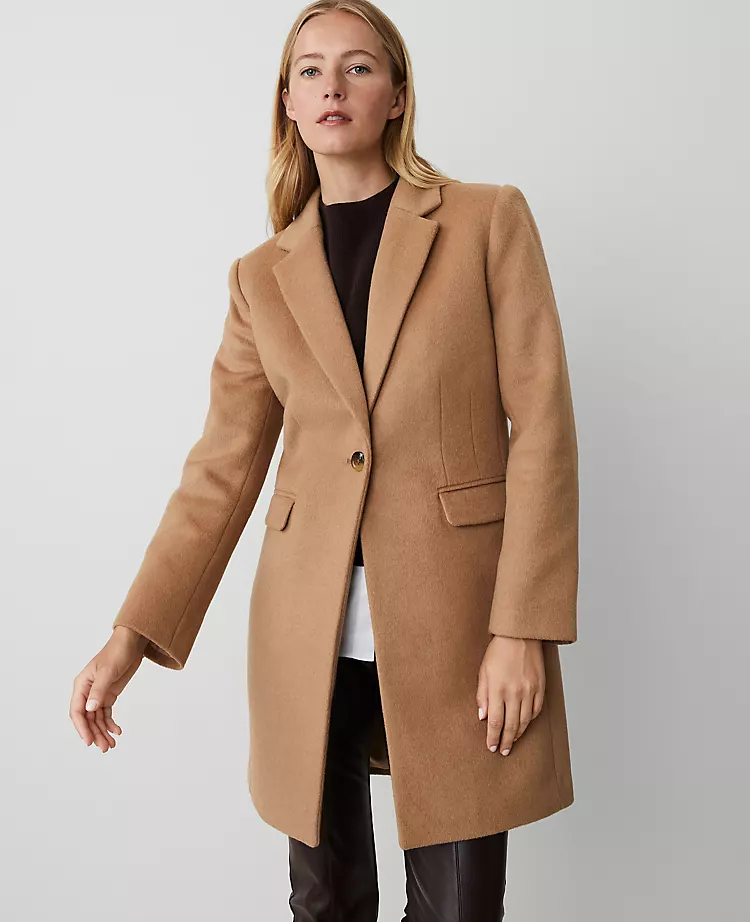 1 Item To Add To Transition Through Winter Single Breasted Notch Collar Coat what to buy in late winter Nashville personal shoppers share the best winter coats winter style inspiration winter style tips