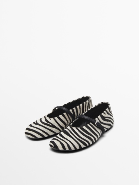 Fast Fashion: Insights From A Personal Stylist Zebra Print Ballet Flat the best shoes at Zara how to shop Zara for shoes when to buy fast fashion budget friendly shoes affordable shoes stylish shoes for spring at Zara the zebra print trend