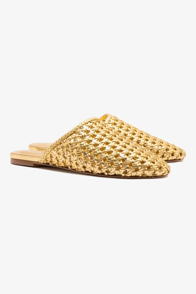 The Best Shoes For When You’re On The Go Metallic Woven Mule comfortable stylish shoes must have shoes for spring the best shoes for summer shoes to pack for travel