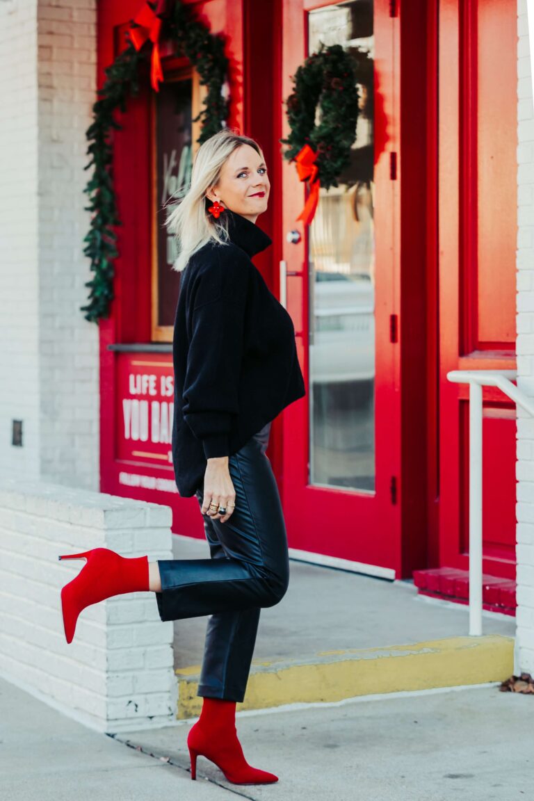 Holiday Statement Accessories That Make the Outfit | Statement Shoes | All Black Outfit | Holiday Outfit | What to Wear for the Holidays