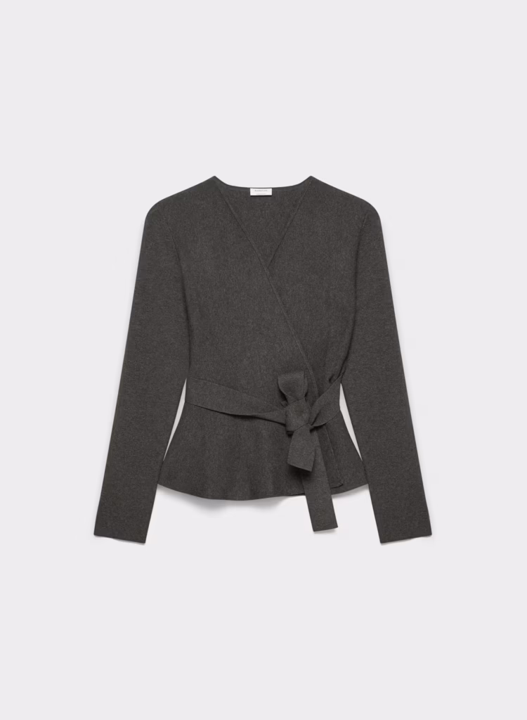 The Best Aritzia Basics: A Personal Stylist's Shopping Guide | Aritzia Commuter Cardigan