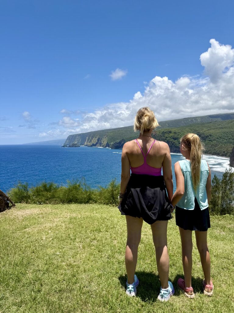 What to Wear in Hawaii: Effortless Outfits for Every Activity